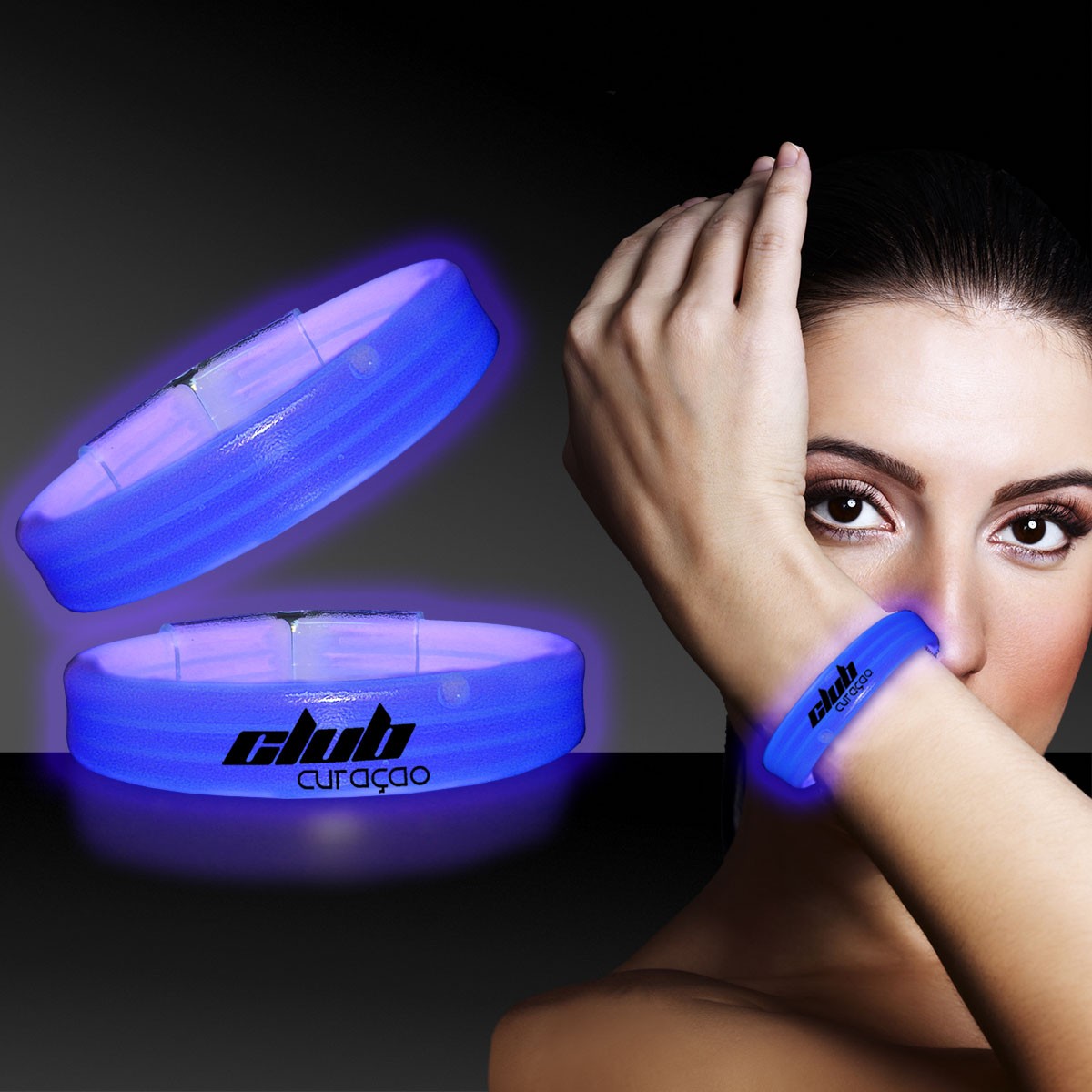 Blue Deluxe Triple Wide 9 Inch Glow Bracelet 